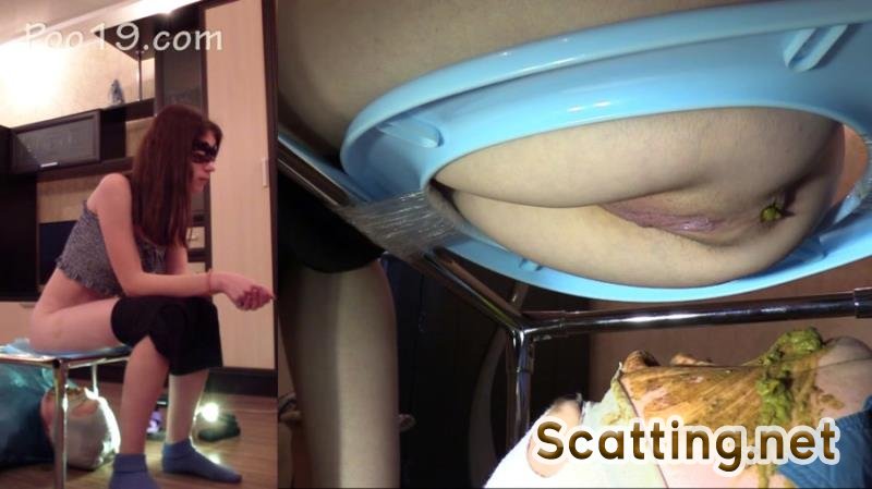 MilanaSmelly - Luxury video! You look very close! (Domination, Scat) Toilet Slavery [HD 720p]
