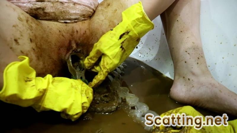 WCwife - Fecal bath Part 3 (Scatting, Masturbation) Solo Scat [FullHD 1080p]
