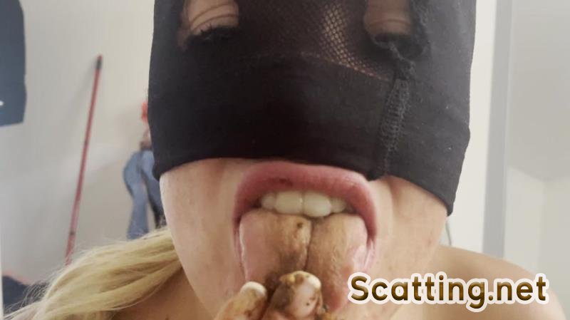 Venuslovexx - Hot Blonde Girl Eating/swallowing Scat (Eat Shit, Solo) Amateur [FullHD 1080p]