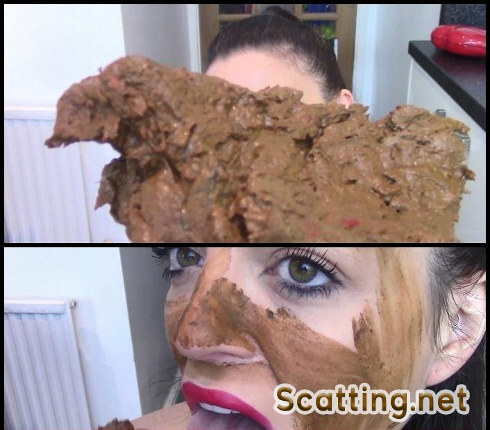 Evamarie88 - Smearing My Leather With Shit (Milf, Smearing, Solo) Poop Videos [FullHD 1080p]