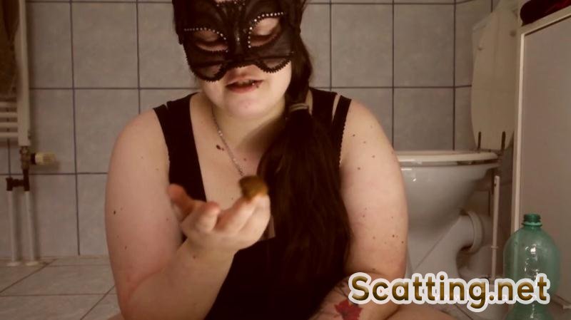 LucyScat - First time swallowing soft poo (Scatting, BBW) Solo Scat [FullHD 1080p]