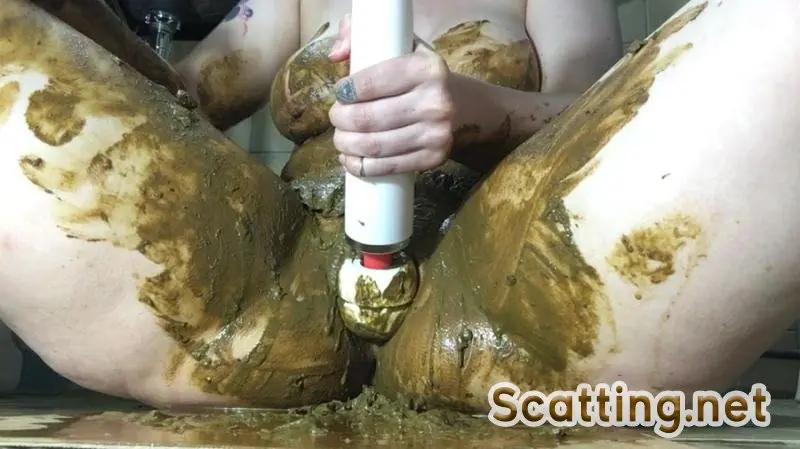 ChubbiBunni - Poop Play Masturbation (Solo, Masturbation) BBW Scat [HD 720p]