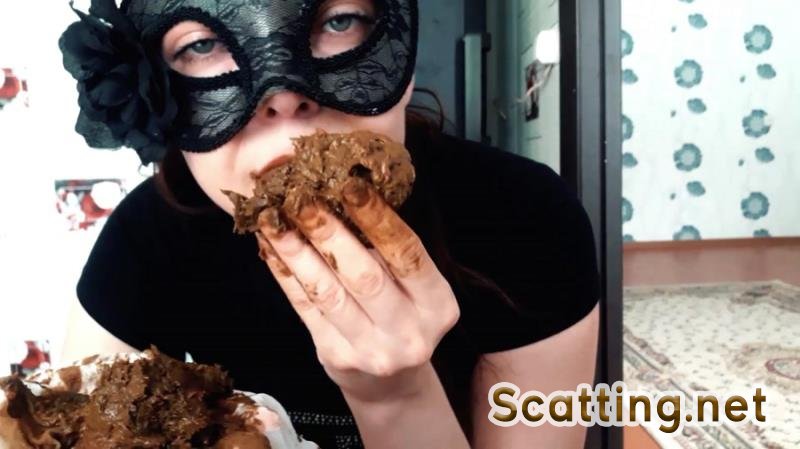 ScatLina - Eating shit out of white pantyhose (Farting, Poop, Solo) Smearing [FullHD 1080p]