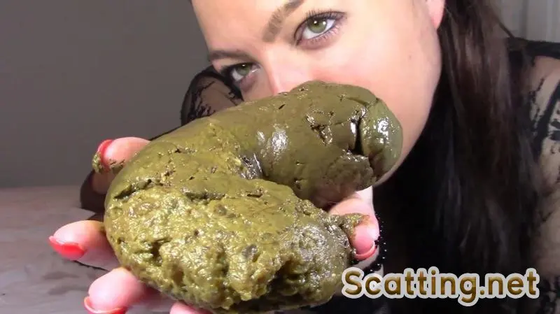 evamarie88 - Goth Girl Shits You Cum (Amateur, Solo) Big Pile [FullHD 1080p]