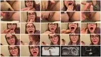 worthlessholes - Eating and playing with shit (Solo, Young) Shit Amateur [FullHD 1080p] Screenshot 1