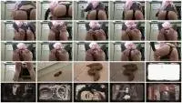MiaRoxxx - Kitchen cleaned. and DIRTY again! (Solo, Shit) New scat [HD 720p] Screenshot 1