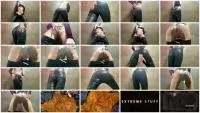 Thefartbabes - Shiny Leggings Poop (Scat Video, Solo) Diarrhea [FullHD 1080p] Screenshot 1