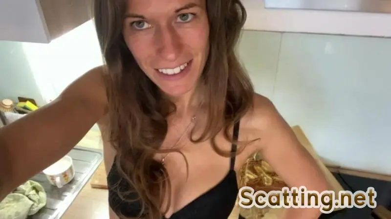 VeganLinda - Bread for Friends, Chocolate for Pigs (Scatology, Solo) Defecation [FullHD 1080p]