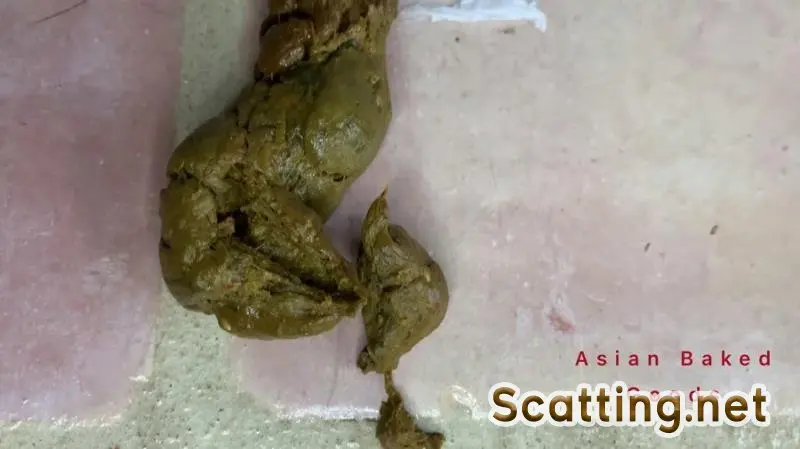 Marinayam19 - Leaning towards the bed and shitting (Solo, Shit) Scatting Girl [FullHD 1080p]