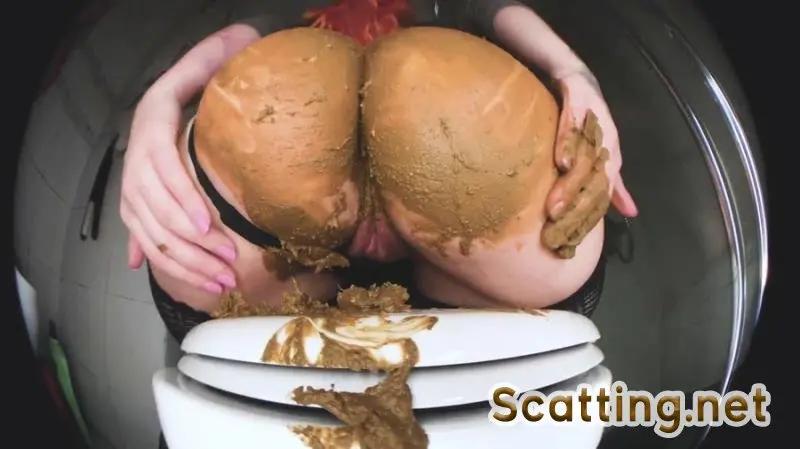 SweetBettyParlour - Stinky Poo Trapin Smelly Ass (Solo, Big Ass) Shitting [FullHD 1080p]