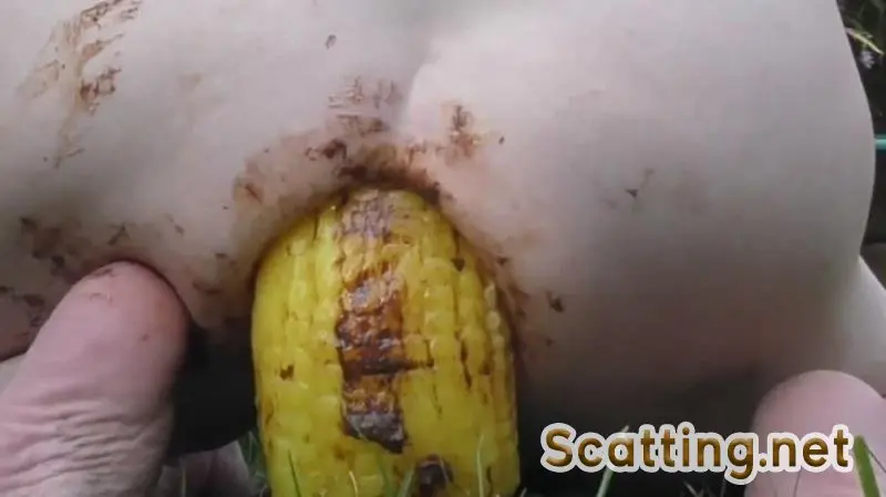 Dirtygardengirl - Shitty Corn Dildo (Masturbation, Dildo) Prolapse [FullHD 1080p]