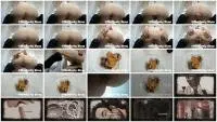 LucyBelle - Shitting towards the lens (Scatology, Solo) Defecation [FullHD 1080p] Screenshot 1