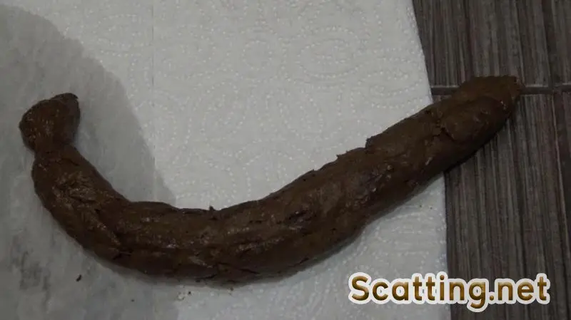 HotDirtyIvone - Biggest Poop Ever (Amateur, Big Pile) Solo [FullHD 1080p]