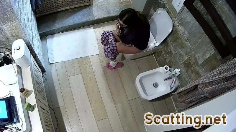 ScatGirl - Scat 3 (Solo, Amateur) Shit [FullHD 1080p]