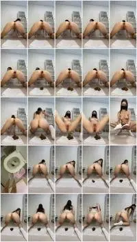 Markovna - I feel shit touching my pussy (Smearing, Piss, Solo) Poop [UltraHD 4K] Screenshot 1