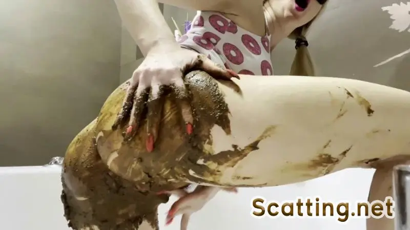 Thefartbabes - Smeared And Ruined (Extreme, Solo) Defecation [FullHD 1080p]