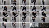 Cleopatra - Leather Clothes Fart Mess (Solo, Latex) Poop Videos [UltraHD 2K] Screenshot 1
