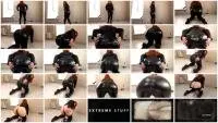 Cleopatra - Leather Outfit Poo Mess (Solo, Milf) Latex [FullHD 1080p] Screenshot 1