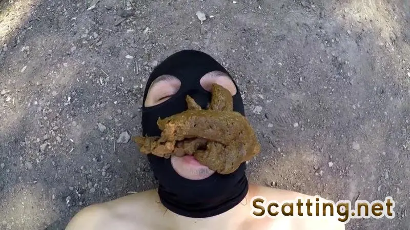 Angelica Scat - Using My Toilet Outdoor (Toilet Slavery, Outdoor) Yezzclips.com [HD 720p]