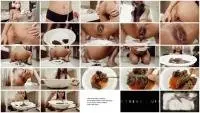 NaomiBobba - Poop in a bowl while gaming online (New scat, Scat) Amateur [FullHD 1080p] Screenshot 1