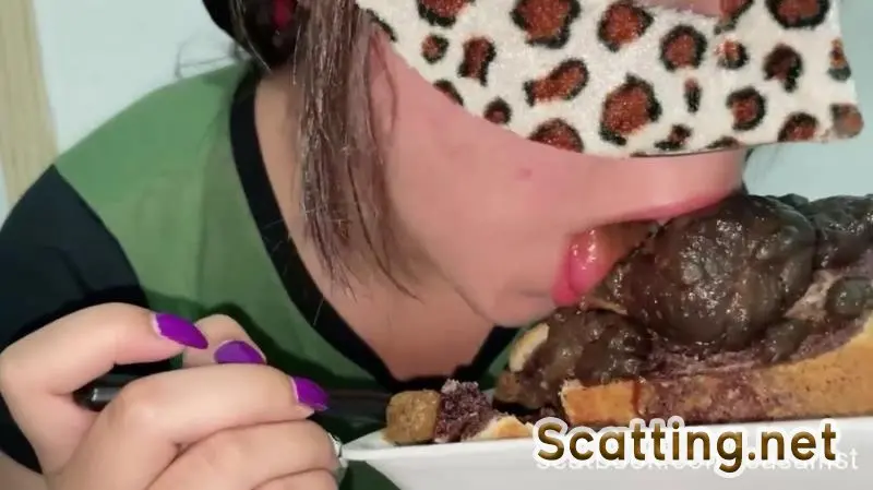 Poop - Casal Fist (Eating, Solo) Farting [FullHD 1080p]
