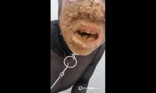 Scatlina - The slave eats her master's shit from the toilet ( Scatbook [HD 720p]