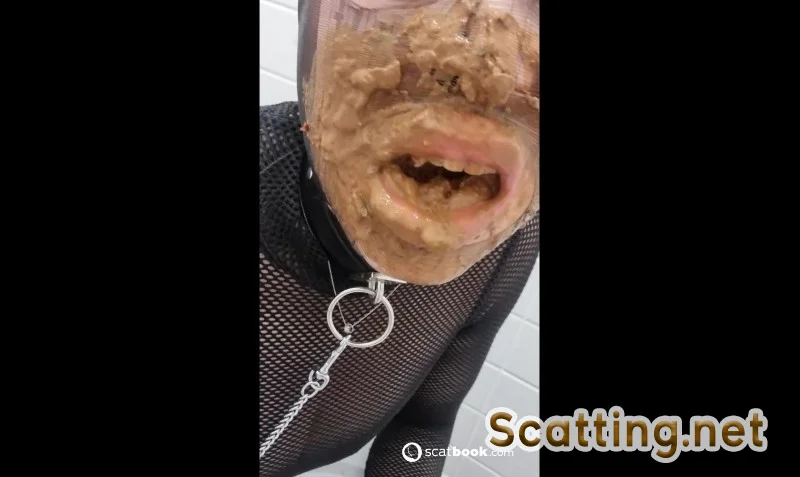 Scatlina - The slave eats her master's shit from the toilet ( Scatbook [HD 720p]