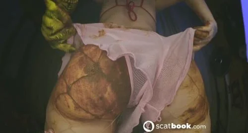SweetBettyParlour - Two in OneEvil Clown Catch the Crap ( Scatbook [FullHD 1080p]