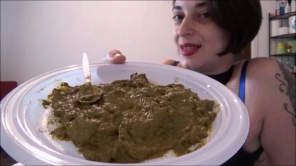 Mistress Roberta - Morning Feeding (Fetish, Romanian) Scatshop.com [SD]