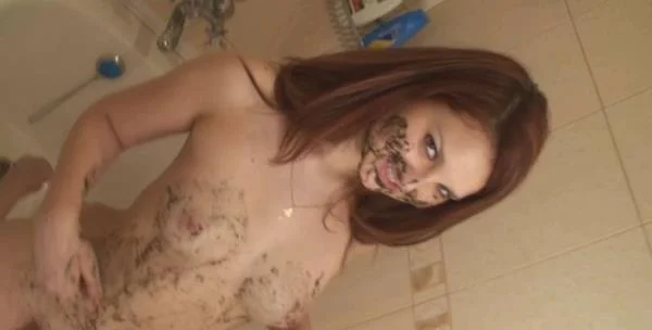 Kichevaya - Shit Scene 2 (Solo, Defecation ) PoopVideo [HD 720p]