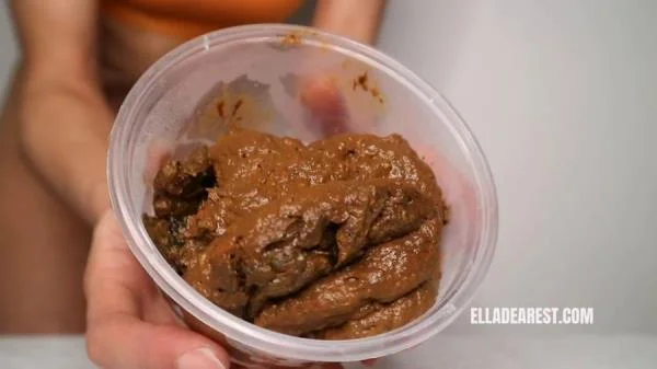 Ella Dearest aka Efro Ella - TAKES THREE GOS TO UNLOAD (Solo, Defecation ) Scatbook.com [HD 720p]