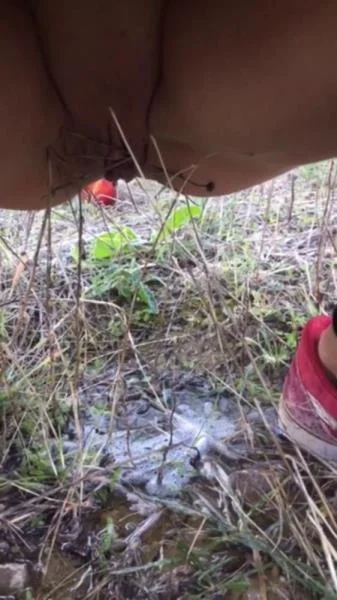 Linda aka VeganLinda - Roadtrip Spain And France 7 Days Pee And Shit Part 1 (Solo, Poop ) Scatshop.com [SD]