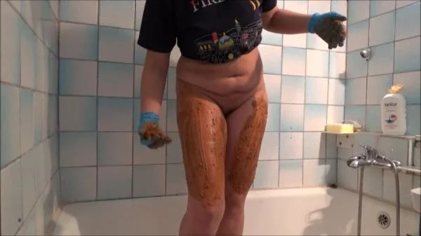 Mistress Roberta - Shitty Thighs Breakfast (Fetish, Romanian ) Scatshop.com [SD]