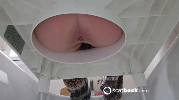 Miss Lith - Pooping After 2 Days Without Doing It (Spain, Toilet Slavery ) Scatbook [HD 720p]