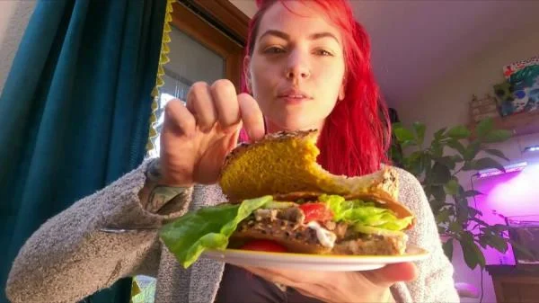 Classy N Gassy - Gassys Thanksgiving Dine And Dump (Solo Scat, Big Ass ) Scatshop.com [FullHD 1080p]