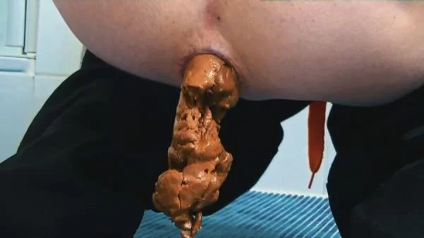 Mia Skye aka MiaRoxxx - BIG Closeup Shit (Germany, Dirty Anal ) Filthygrid.com [HD 720p]