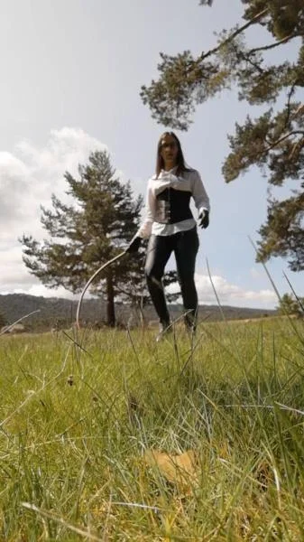 Miss Lith - Whipping (Spain, Toilet Slavery ) Scatbook [SD]