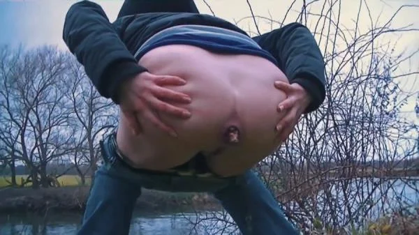 Cold Autumn Day Outdoor Shit (Germany, Dirty Anal ) Filthygrid.com [HD 720p]