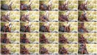 Sporche Pisciate estive al Fiume (Kaviar, Defecation ) Scatbook [HD 720p]