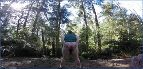 Samantha Starfish - Poo Fun In The Woods! [FullHD 1080p]