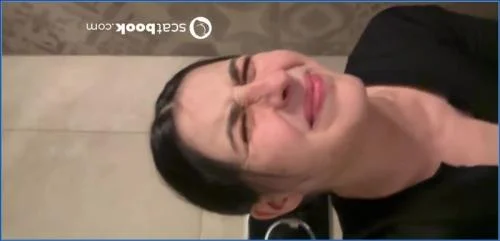 Kaitlyn Katsaros - Had to run to the bathroom omg how am I still shitting lol [HD 720p]