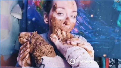 Sweet Betty Parlour - Creamy Shit x Giant Sexy Feet [FullHD 1080p]