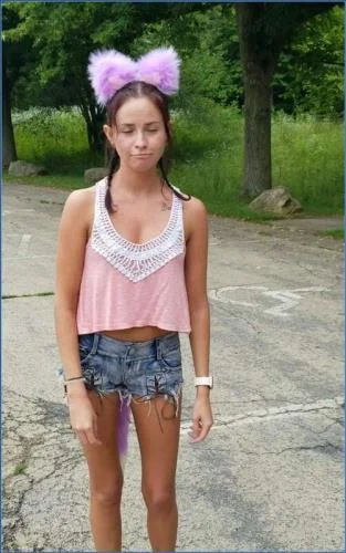 LilbuttLex in Hardcore Hiking Photoshoot with Piss Drinking and Fisting