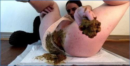 Emily Milk in Real Toilet Action with Peach Panty Poo