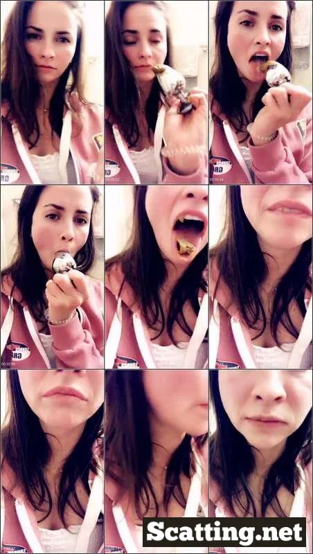 LilbuttLex Kaviar - Licking My Butt Plug Clean 10