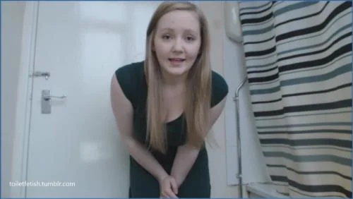 Kaidence King in Legs Together Poop Smearing porn
