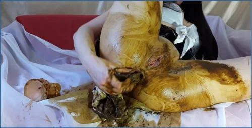 Anna Coprofield's Solo Scat in Schoolgirl Dirty Panties