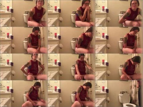 3C99C559-A2A8-4744-8B1B-4C26E9D33DD6 starring Missellie Toilet Slave