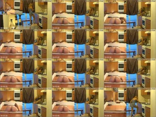 Kitchen Poop and other Garbaje Part 3 - Yamileth Femdom Scat