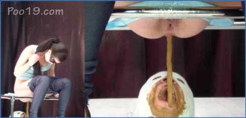 Milana Smelly delivers filthy verbal humiliation and farting in Best toilet service for girls Part 4